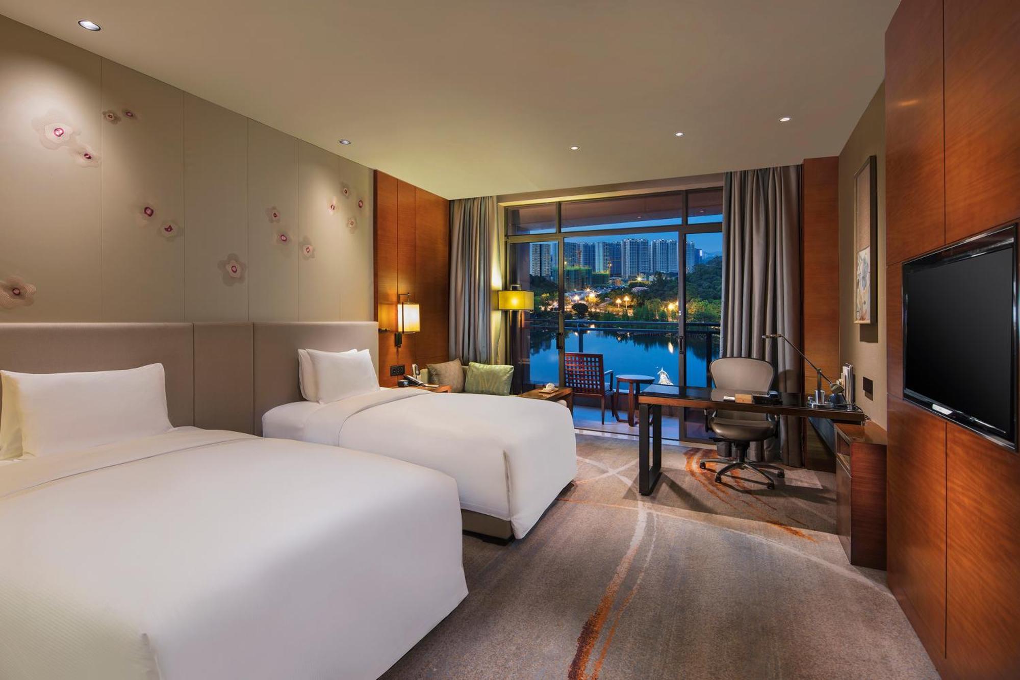 Doubletree By Hilton Hotel Guangzhou-Science City-Free Shuttle Bus To Canton Fair Complex And Dining Offer Exterior foto